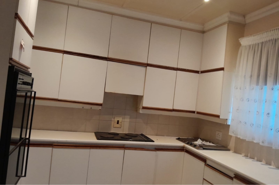 4 Bedroom Property for Sale in Odendaalsrus Free State